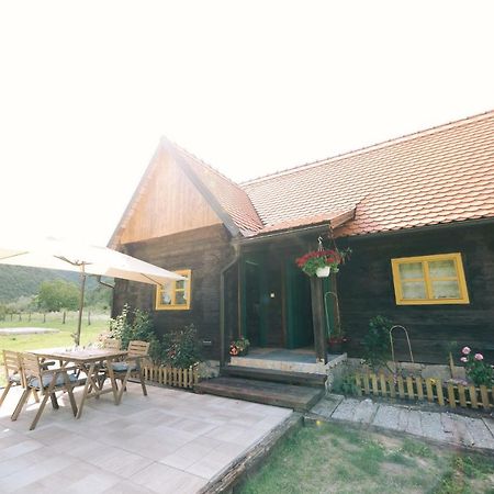 Plitvice Chalet Villa Korana Exterior foto